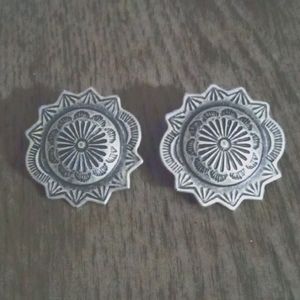 Concho Native American Inspired Earrings Lightweight Scalloped 1" Quality Look!!